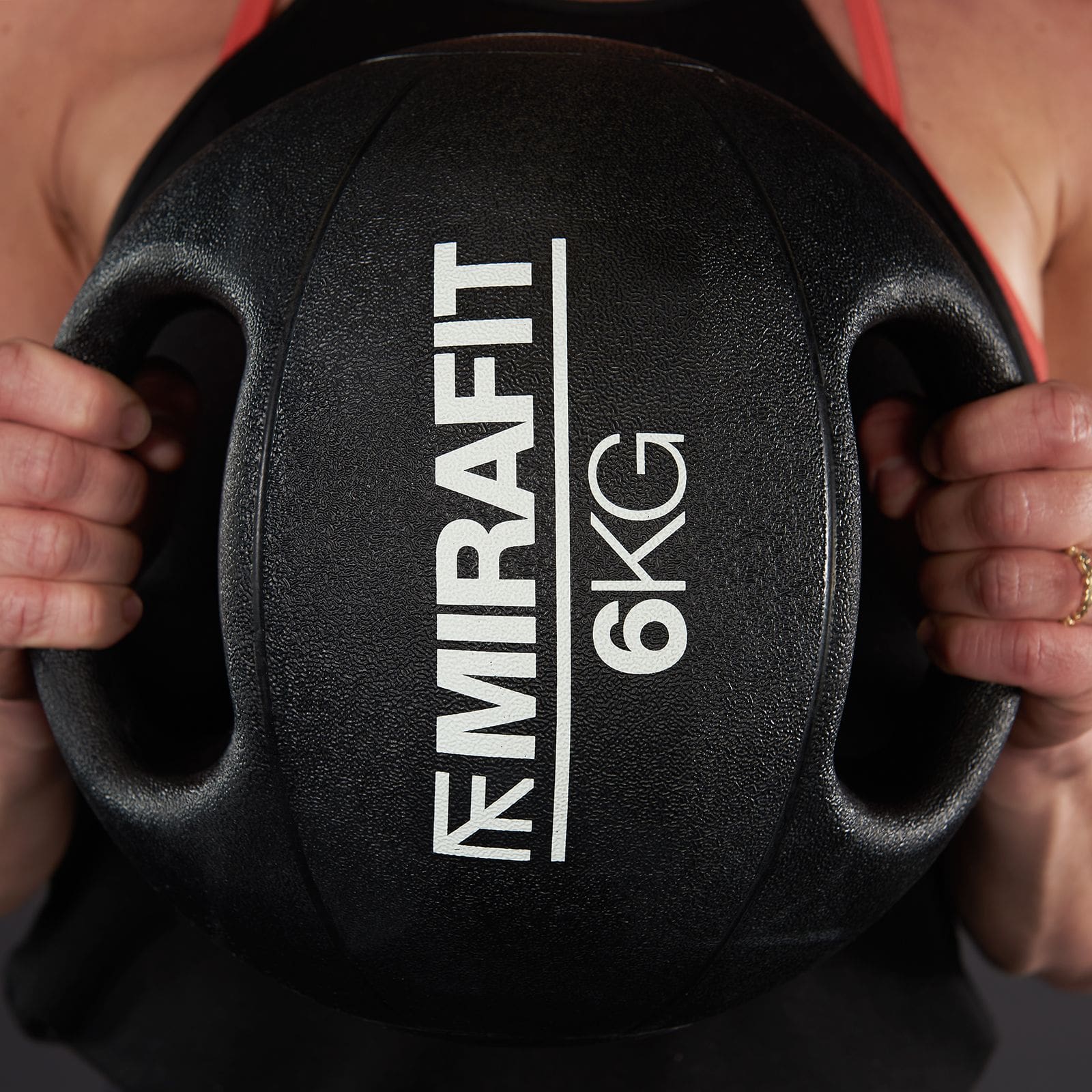 Weights of the Mirafit medicine ball with handles 6kg