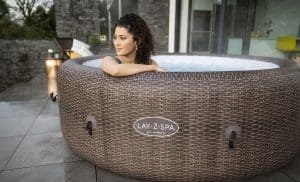 Lay-Z-Spa St Moritz 7 Person Inflatable Hot Tub UK